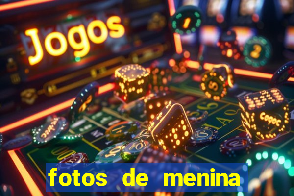 fotos de menina fake cacheada